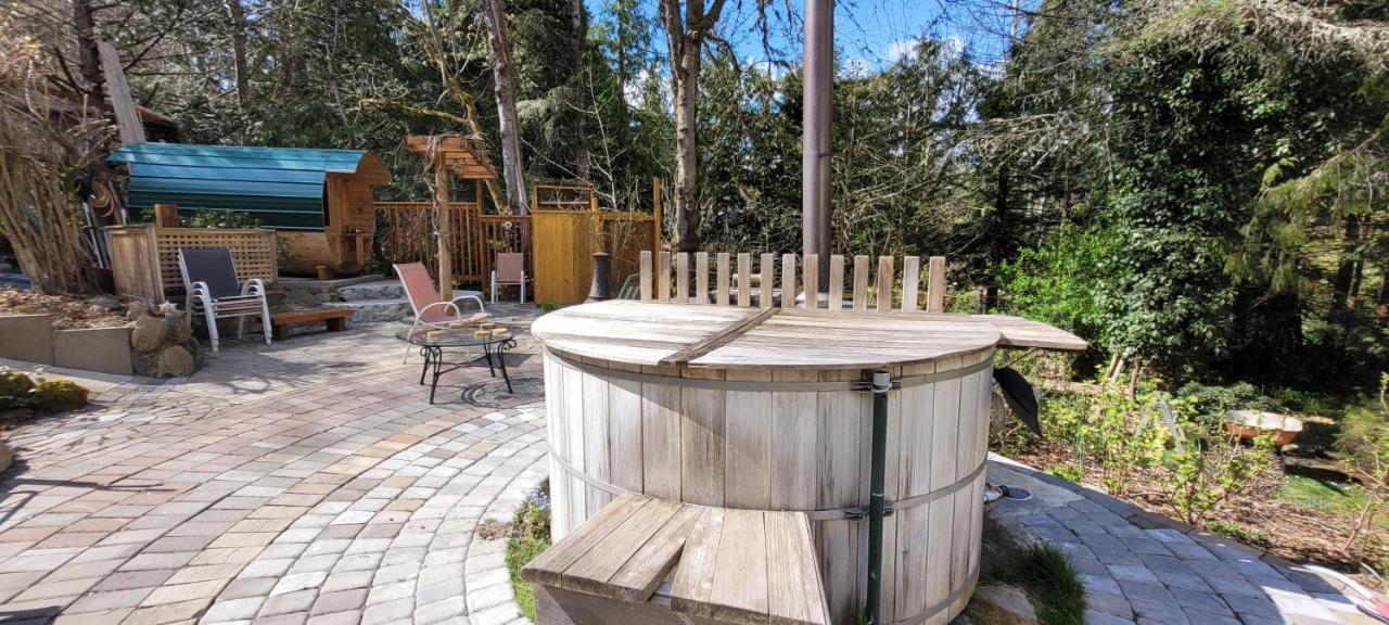 Sacred Pilgrimage Studio Guest House Metchosin Екстериор снимка